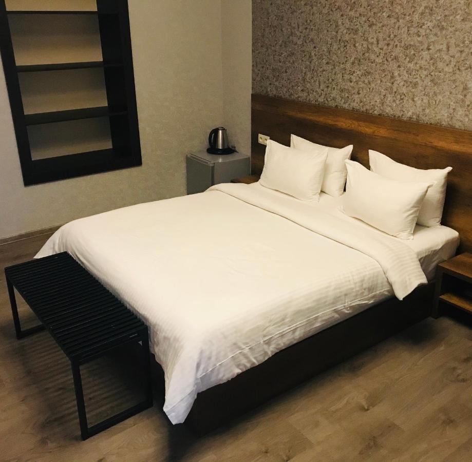 2Nd Floor Hotel Тбилиси Экстерьер фото