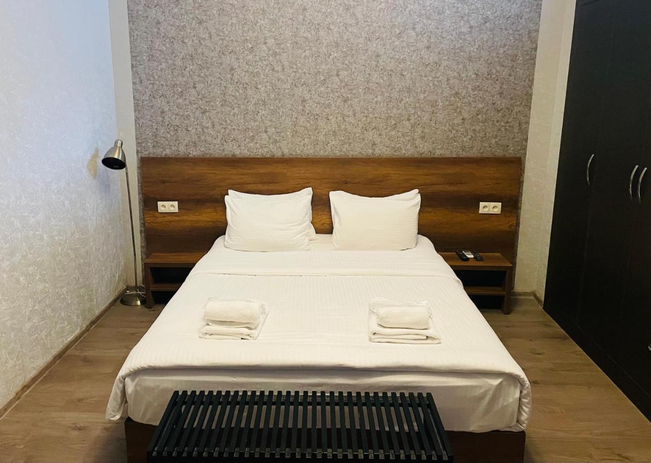 2Nd Floor Hotel Тбилиси Экстерьер фото
